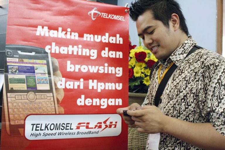 Berebut “Kue Renyah” Mobile Broadband