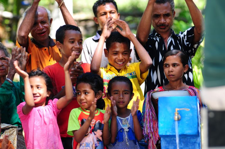 Program suS AQUA Gapai 32 Ribu Penduduk NTT