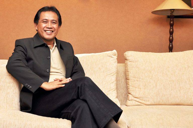 Cukup Satu Kartu Saja