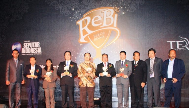 15 Perusahaan Kembali Raih Penghargaan ReBi