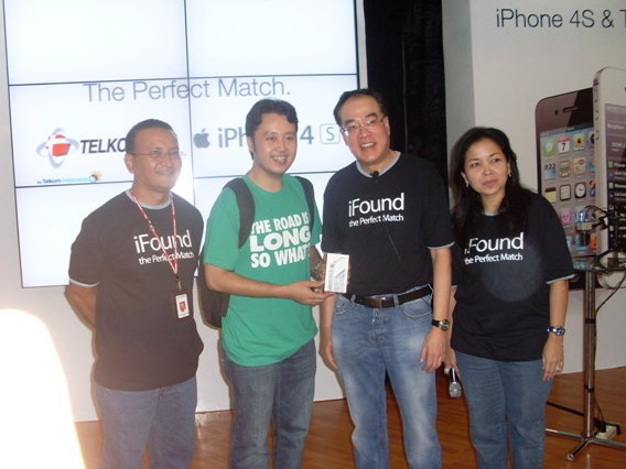 Telkomsel Hadirkan iPhone 4S