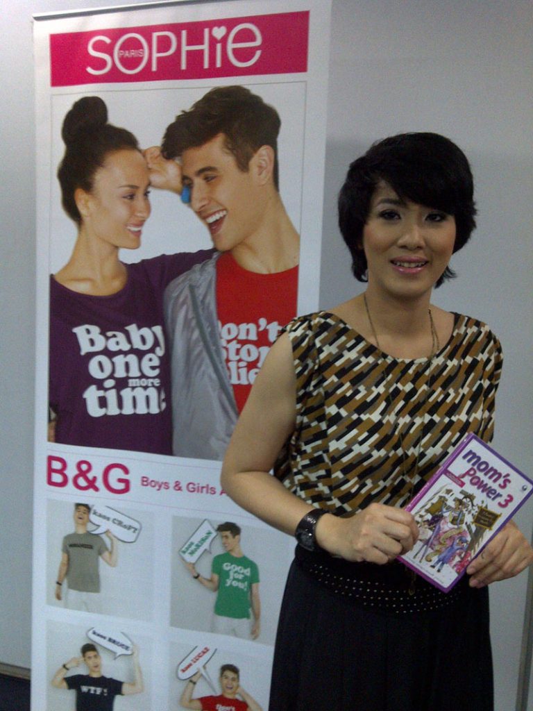 Sophie Paris Luncurkan Dua Buku Terbaru