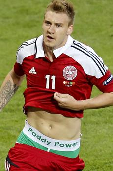 Euro 2012: Nicklas Bendtner Didenda 1,2 Miliar gara-gara Ambush Marketing
