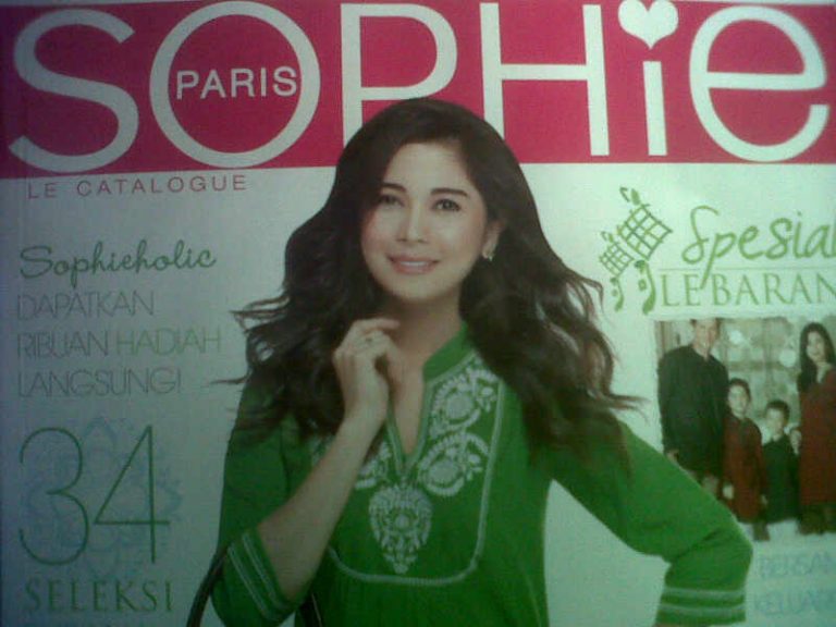 Sophie Paris Luncurkan Katalog Edisi Lebaran