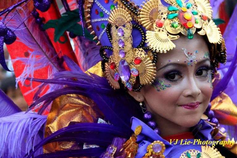 Jember Fashion Carnaval dan Banyuwangi Etho Carnival, Ajang Lokal yang Menjadi Internasional