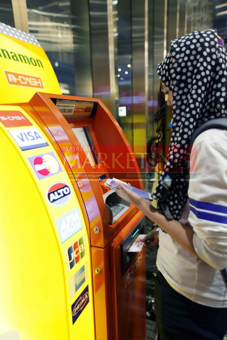 Danamon dan Dompet Dhuafa Donasi Wakaf ke RS Hayim Asy’ari