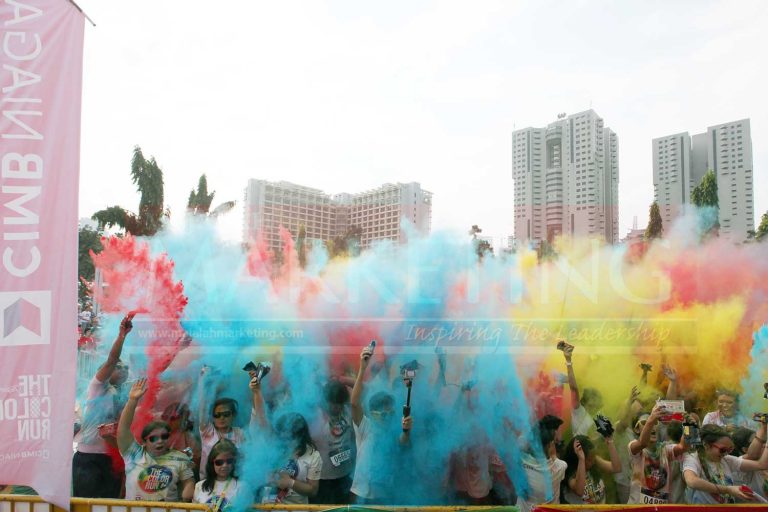(FOTO) CIMB Niaga Bawa Ribuan “Pelangi” di Senayan