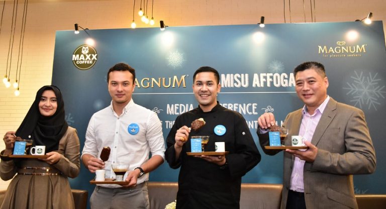 Kolaborasi Unik Magnum dan Maxx Coffee