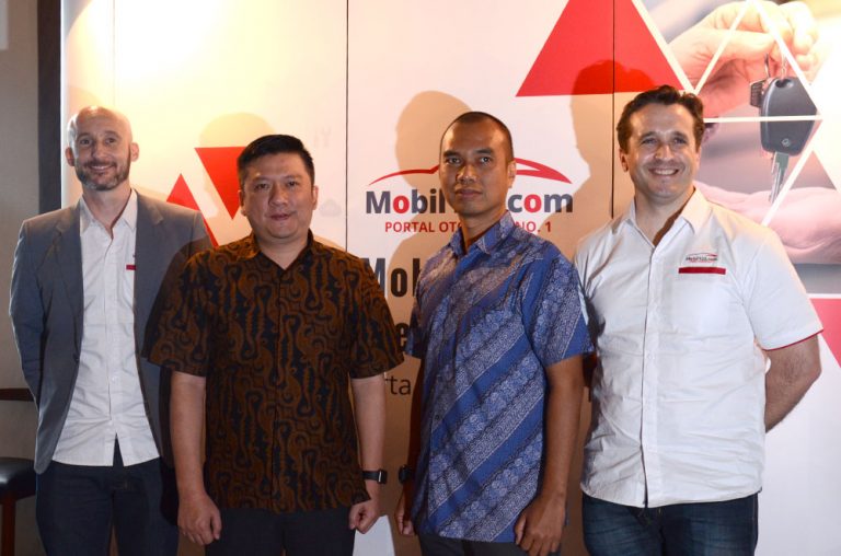 Penjualan Mobkas Tetap Menawan