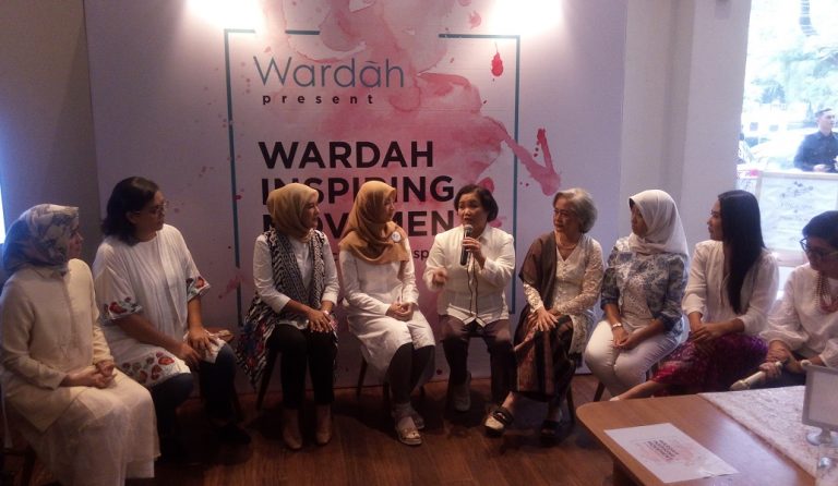 Wardah Beri Penghargaan 10 Perempuan Inspiratif di Bidang Pendidikan