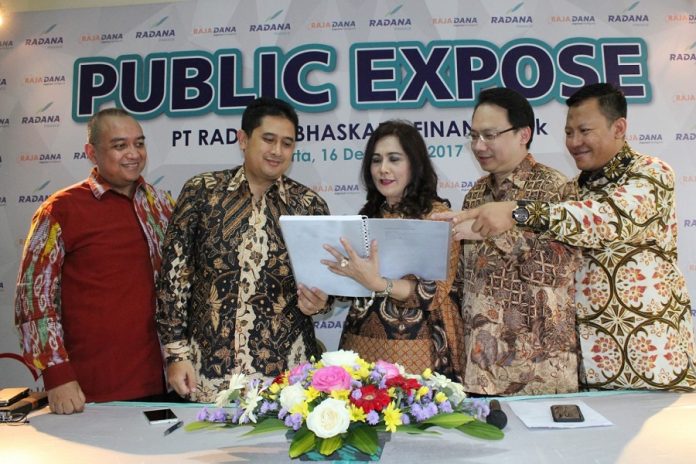Radana berbagi cinta