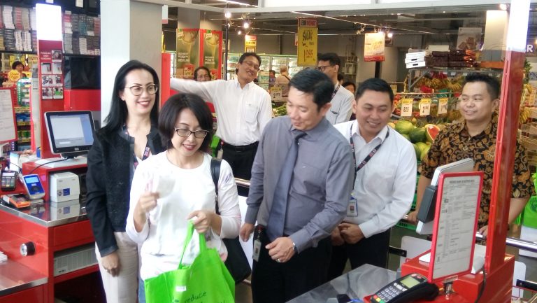 Super Indo Self Check Out, Pertama di Indonesia