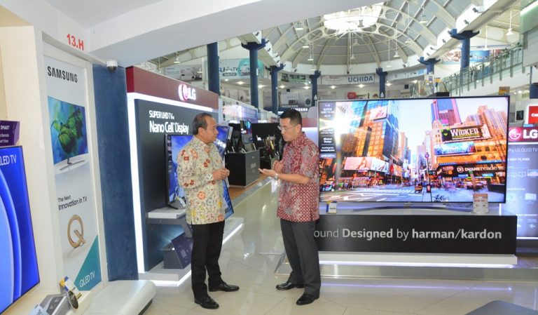 Kolaborasi dengan Adira Insurance, Hartono Elektronik Berikan Garansi Eksternal
