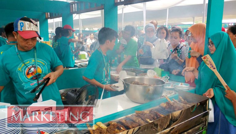 (Foto) Berburu Jajanan Legendaris Di Festival Jajanan Bango 2018