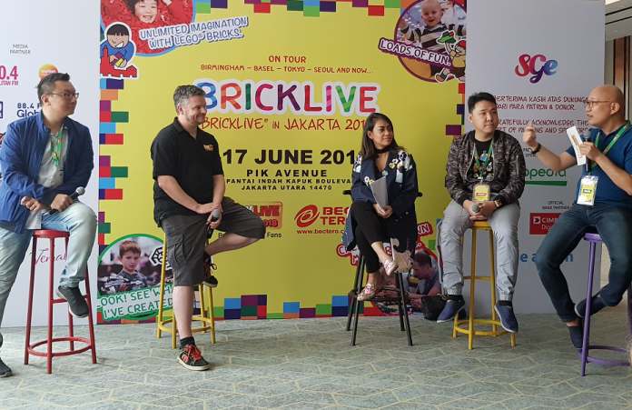 BRICKLIVE