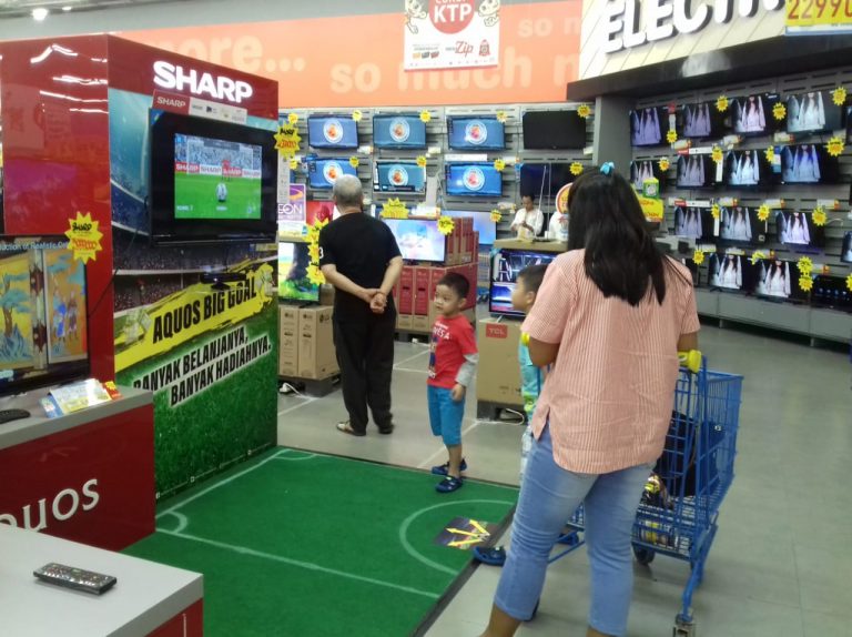 AQUOS Big Goal: Kombinasikan Promosi Belanja dan Sepak Bola Virtual