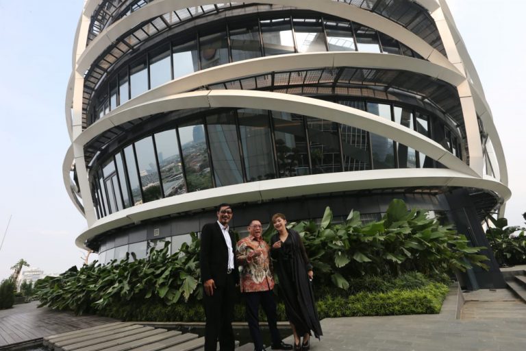 JHL Resmikan Hotel Bintang 5 Pertama di Banten