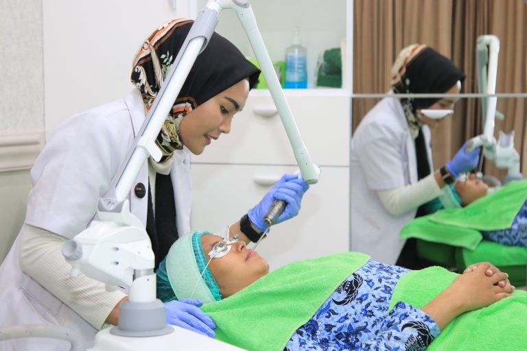 ZAP Clinic Percantik PNS Surabaya dengan Laser Erbium