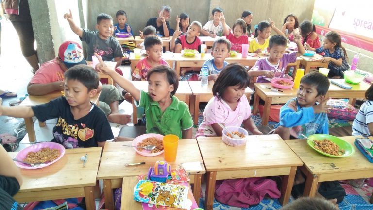 Makanan Bergizi untuk Kaum Marjinal