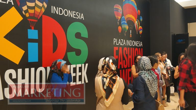 (FOTO) Gelaran Kemeriahan Indonesia Fashion Week 2019