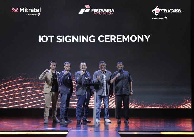 Telkomsel Luncurkan IoT INTANK Untuk Monitoring Tanki Bahan Bakar
