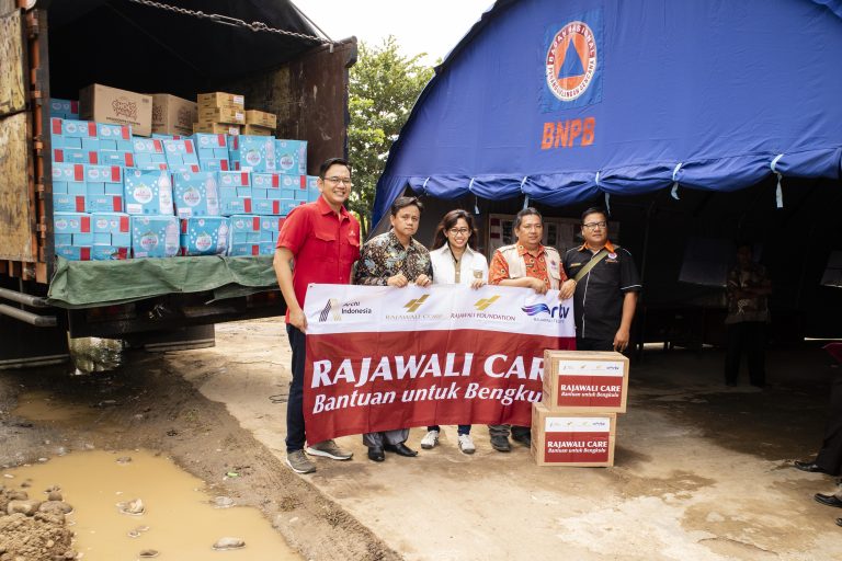 Rajawali Group Bantu Korban Banjir Bengkulu