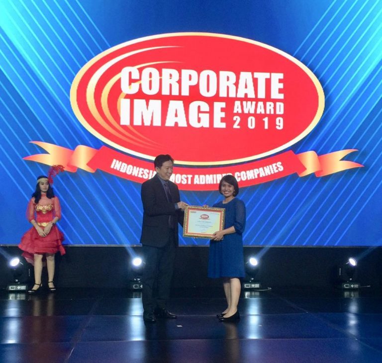 ERHA Clinic Kembali Unjuk Prestasi di Corporate Image Award