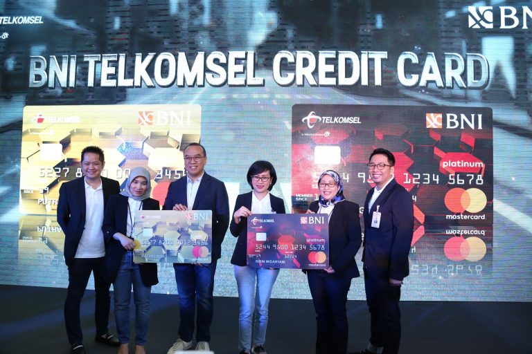 Telkomsel dan BNI Co-Branding Luncurkan Kartu Kredit