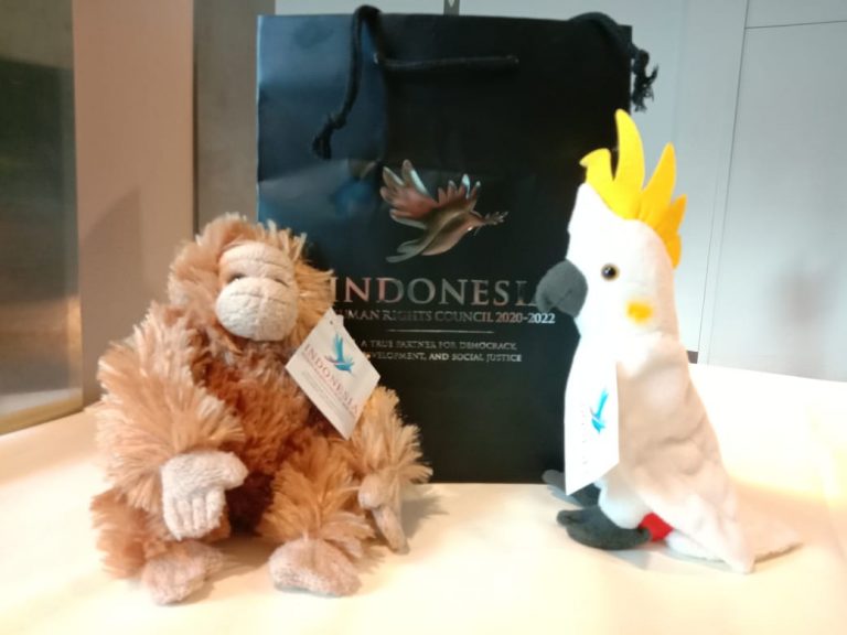 Boneka Sunindo Adipersada Hadir di Kongres PBB