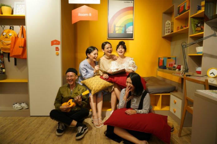 IDEMU Central Park - Aquina Aldo, Maria Karina, Regina Raquel, Vanessa Andrea, dan Kinsky Bunyamin