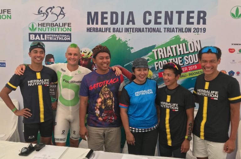 2.250 Peserta Ikuti Herbalife Bali International Triathlon 2019