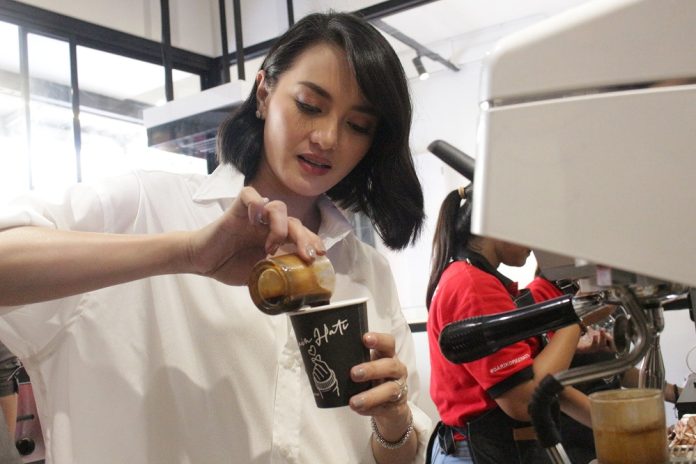 Ririn-Kopi Lain Hati