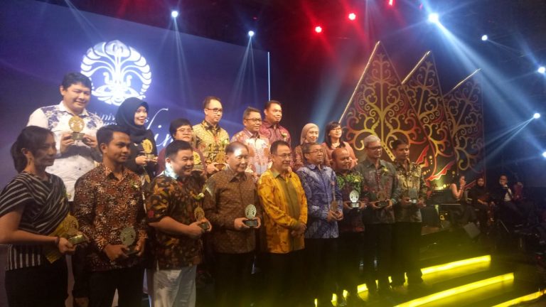 Kiwi Aliwarga Raih  Penghargaan UIAN 2019