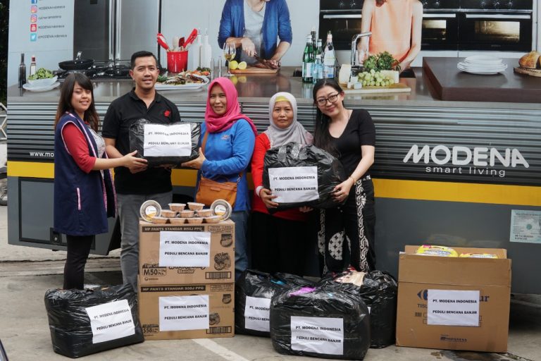 Peduli Banjir, Modena Berikan Bantuan Berstandar UNICEF