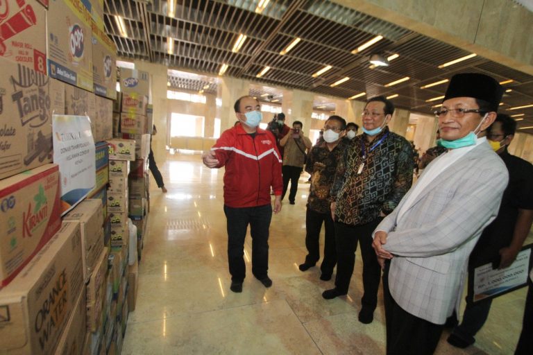 Aksi Nyata Yayasan Orang Tua Grup Peduli Bantu Percepat Penanganan Covid-19