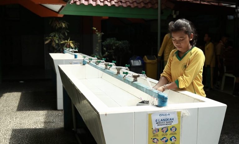 Jaga Imunitas Tubuh dengan Berpikir Positif dan Perilaku Hidup Bersih