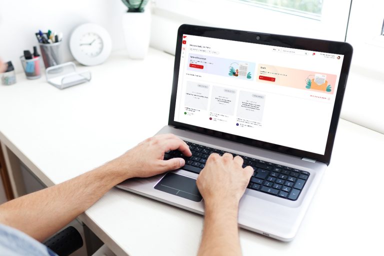 Layanan tanda tangan digital PrivyID