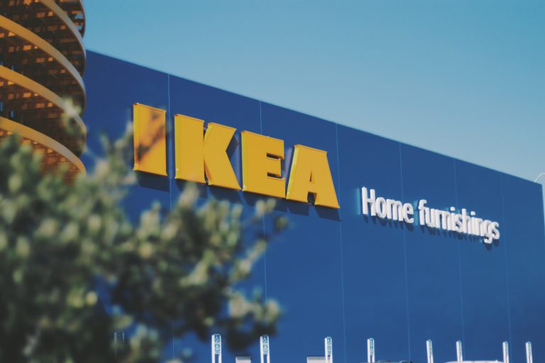IKEA tutup sementara