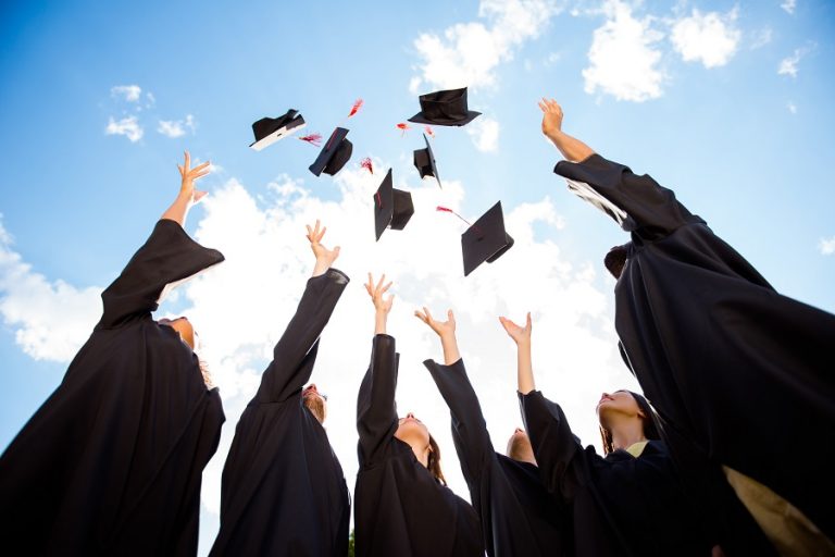 Akses Pendidikan untuk Semua Melalui Sistem Crowdfunding
