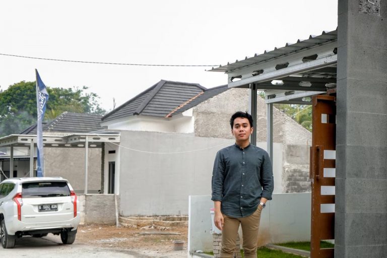 Modal Direct Message dan Broadcast, Anak Muda ini Beromzet Rp500 Juta per Bulan