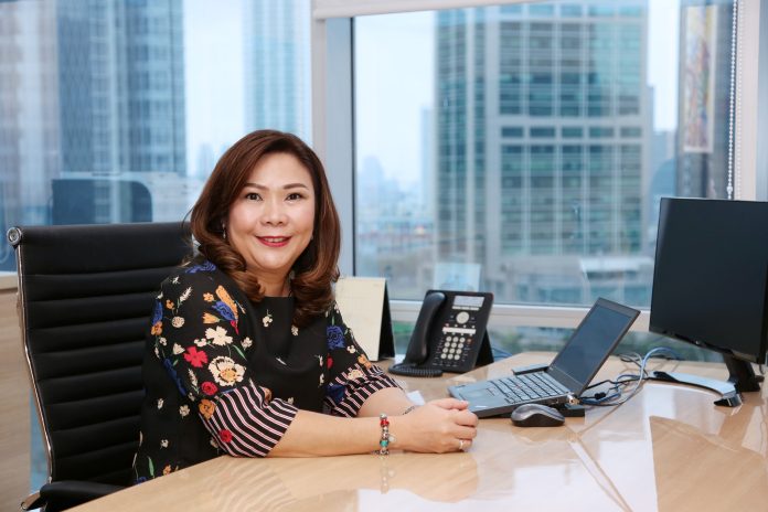 Elin Waty, Presiden Direktur Sun Life Indonesia