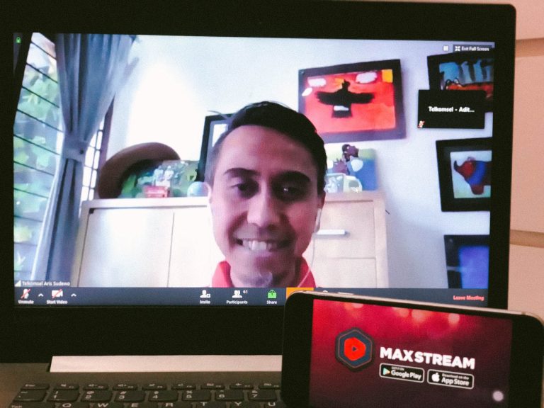 MAXstream