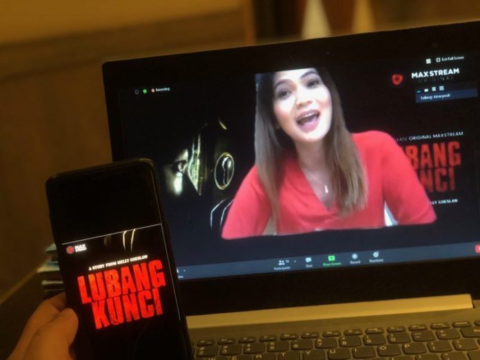 Dibalik Lubang Kunci Dibalik Lubang Kunci