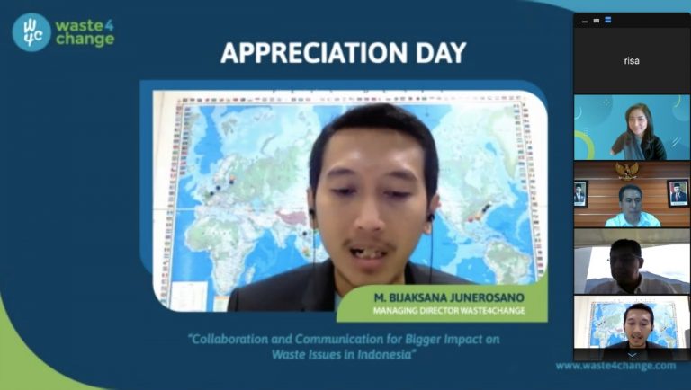 Waste4Change