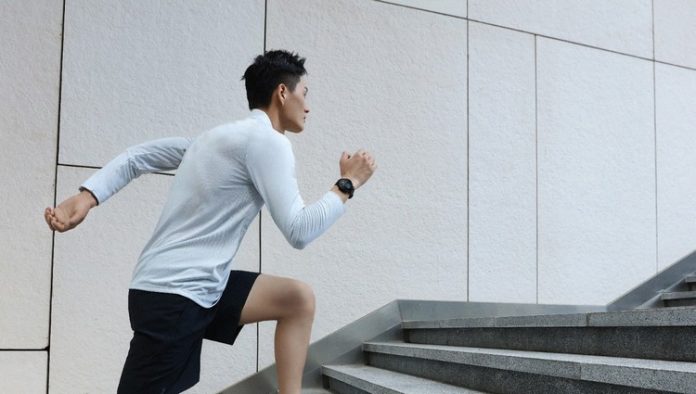 jam-tangan-pintar-Amazfit-GTR-2-dan-Amazfit-GTS-2-merupakan-jam-pintar