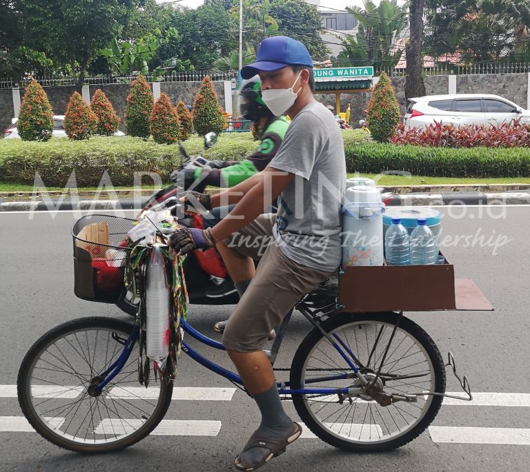 Pebisnis UMKM yang Lebih Tua Skeptis Terhadap Teknologi