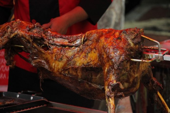 Kambing Guling Ajiib