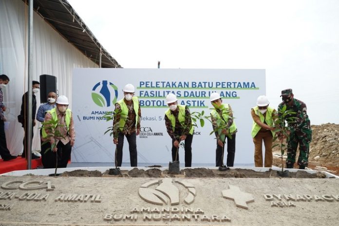 Peletakan batu pertama pembangunan fasilitas duar ulang Amatil Indonesia - Dynapack Asia