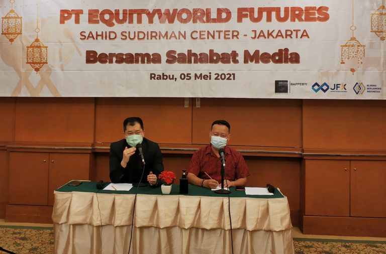 Emas Melemah, Saatnya Beli Emas Untuk Investasi