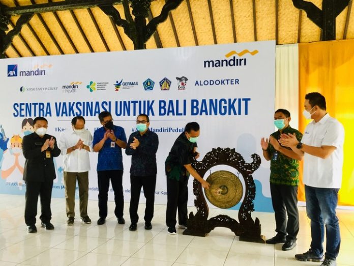 axa mandiri sentra vaksinasi untuk bali bangkit